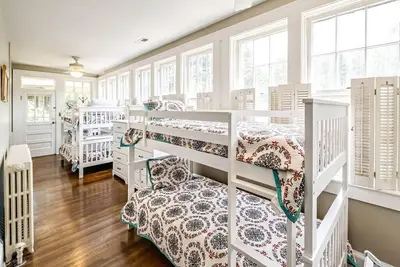 Image de Bright Hopkins Room at historic Litz Mansion, Tazewell Va
