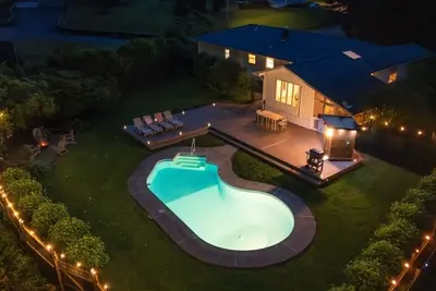 Image de Rondout Retreat: Cold Weather Oasis with Hot Tub, Sauna and Fire Pit