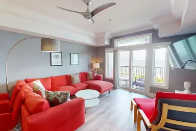 Image de Bay View Villas 208 | Fantastic Sunset Views, Pool Access
