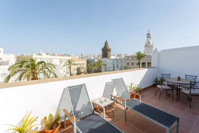 Image de Atico Solarium City Hall by Cadiz4Rentals