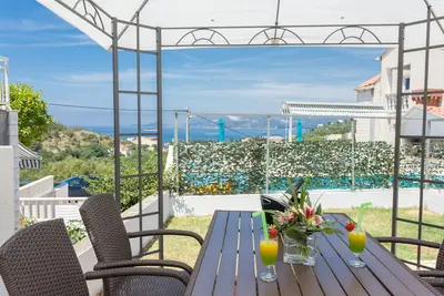 Image de Holiday Home Oleander Sea View - Four Bedroom Holiday Home with Terrace and Sea View