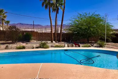 Image de Lakeview, Pool, Hot Tub, Culdesac - Traveling Nurses/Doctors Welcome - Amazing!