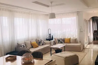 Image de Appartement spacieux et ensoleillé plein sud avec grande terasse sans vis a vis
