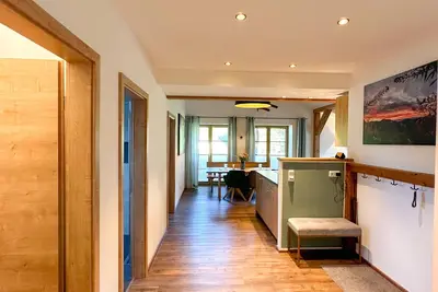 Image de Fewo Rauschberg Balkon, 3schlafz. , 1wohnzi. , 2badez. , Kochni. , Max. 6p