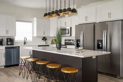 Image de Beautiful 10br Walk-in Lodge on Thousand Hills Golf Course!