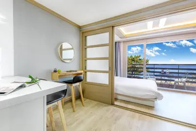 Image de Yangyang Haettuneonchangmoon Pension