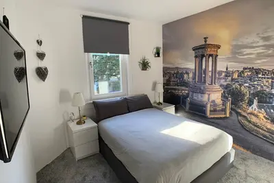 Image de Maria- Bel appartement calme au centre-ville.