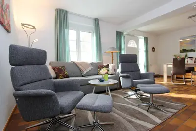 Image de Faulbaum-küstenurlaub Vermietet die Ferienwohnung Meersommer in Prerow auf dem D