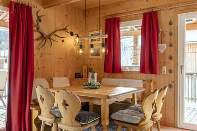 Image de Chalet # 139 with 4 bedrooms & whirlpool