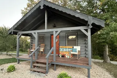 Image de The Fire Fly Cabin With Private Hottub!