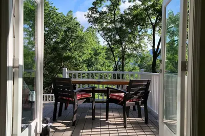 Sugar Ridge, near Asheville, nice valley view, Modern country home on 10+ acres