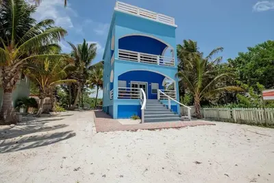 Image de Beach and Oceanfront apartment Casa Mar Y Sol