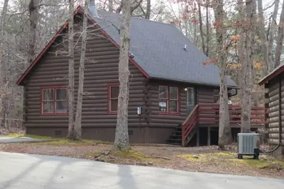 Image de Shenandoah Crossing-2 bedroom deluxe cabin See Description Note Before Booking!
