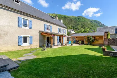 Image de St lary/Vignec: \"Les 3 Flocons\" Maison de vacances 10 personnes.