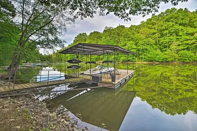 Image de Lake Barkley Home: Private Dock, Kayaks, Fire Pit!