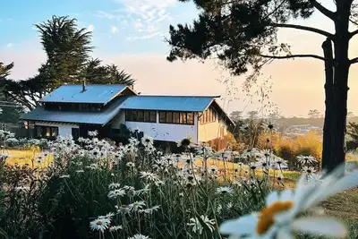 Image de Stinson Beach Villa - Unique Gem! Stay Where The Beach + Mountains Meet!