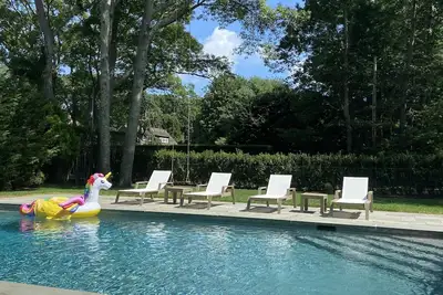 Image de Renovated Beach-Lovers Cottage with Pool / South of the Highway