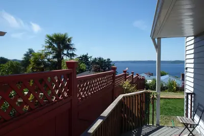 Image de 2 bedroom Mil. Fantastic views of the puget sound.