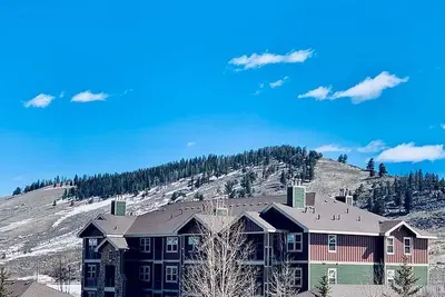 Image de Granby Ranch condo, minutes from skiing, fishing, mtn biking, hiking & more!