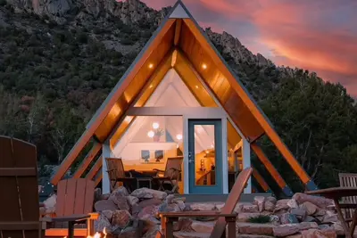 Image de Journey to Thimble Rock Point, Journey to Thimble Rock Point