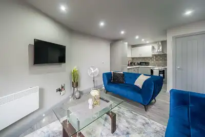 Image de Appartement-de Luxe-Salle de bain privée séparée-Vue sur Rue-2 Bedroom with bath