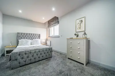 Image de Appartement-Douche-Vue sur Rue-2 Bedroom with ensuite