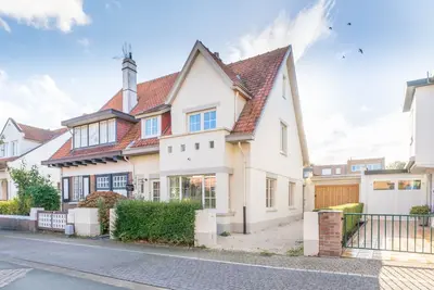 Image de Villa avec sauna près du centre