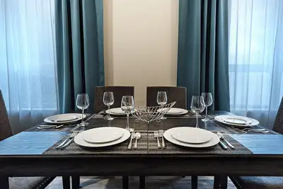 Image de #104 Unique Place Downtown Monroe!