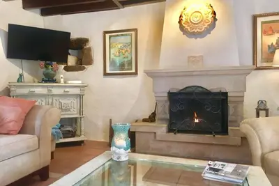 Image de Elegant Country Hamlet Life Between Ancient Villages and the Ocean!