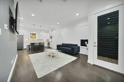 Image de Huge Modern and Lux Home in Houston