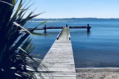 Image de Tui Brand New Lakefront accommodation Whole House
