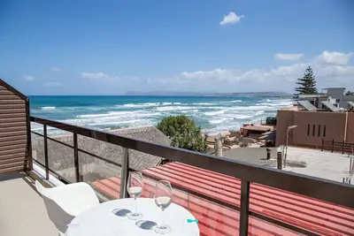 Image de Cheap Twin Room 10 Meters from the Beach