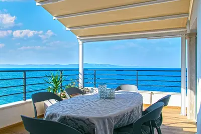 Image de Appartement dans Drašnice avec vue mer, terrasse, Climatisation, Wifi (4992-3)
