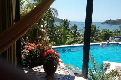 Image de One bedroom condo with amazing views of the bay