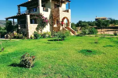 Image de Villa Othon - Leni\nΤhe most beautiful sunsets in the Laconian Gulf.