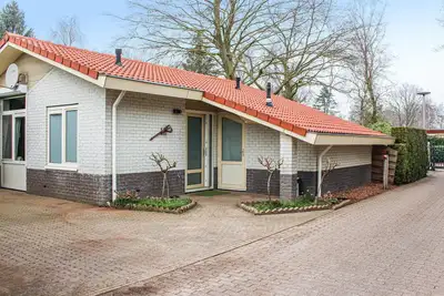 Image de Superbe maison à Putten avec WiFi