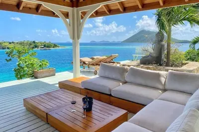 Image de Luxury 7br waterfront villa w/ instaviews & boat