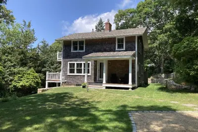 Image de Immaculate Falmouth Home, short walk to private beach, short drive to Woods Hole