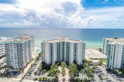Image de Beachfront condo Miami Hollywood sunny isle Florida