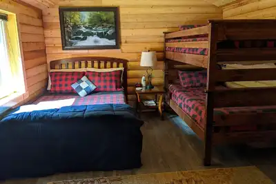 Image de Family Cabin in the Woods, See the Northern Lights