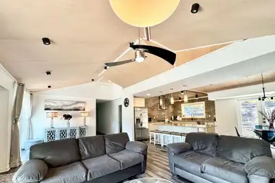 Image de Location *** Dunwoody; New-Beautiful Modern House&Outdoor Seasonal Private Pool