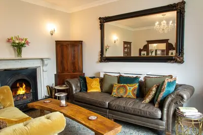 Image de Stunning 1800's House Right in Town Centre