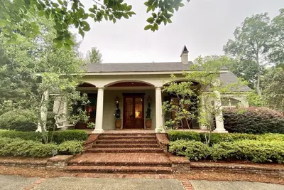 Image de Southern Home Walking Distance to Downtown Oxford Square