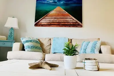 Condo Close To The Beach