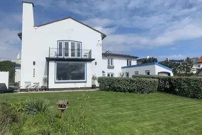 Image de Family villa behind the Beach. For 3 couples over 30 years old.