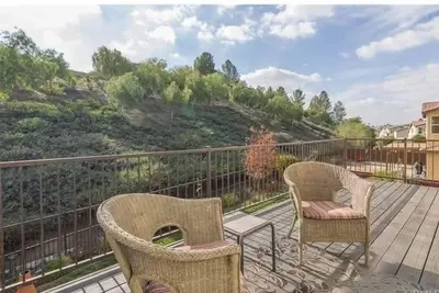 Image de Enchanted Home with Panoramic Views near Casino and Idyllwild mountains