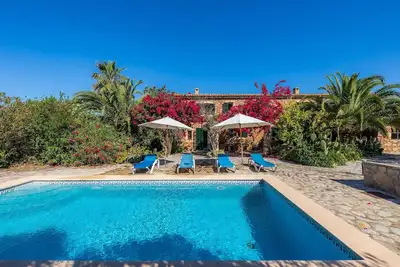 Image de Maison de campagne Son Pi avec vue sur les montagnes, piscine, Wi-Fi, A/C, terrasse et jardin