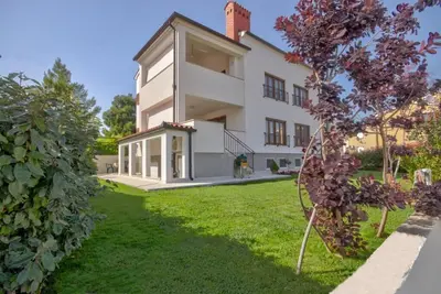 Image de Neue Villa in Premantura, 5 Min. zu fuß zum Strand, Luxuriös Fewo 115m2