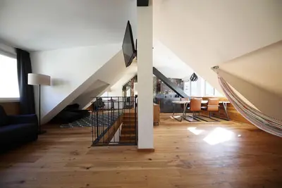 Image de Penthouse mit Blick auf die Berge