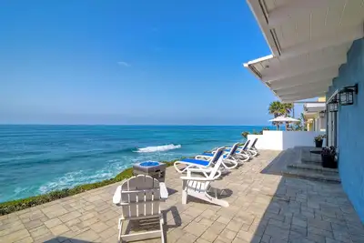 Image de Oceanfront | Private Beach Access | Bbq | Sonos